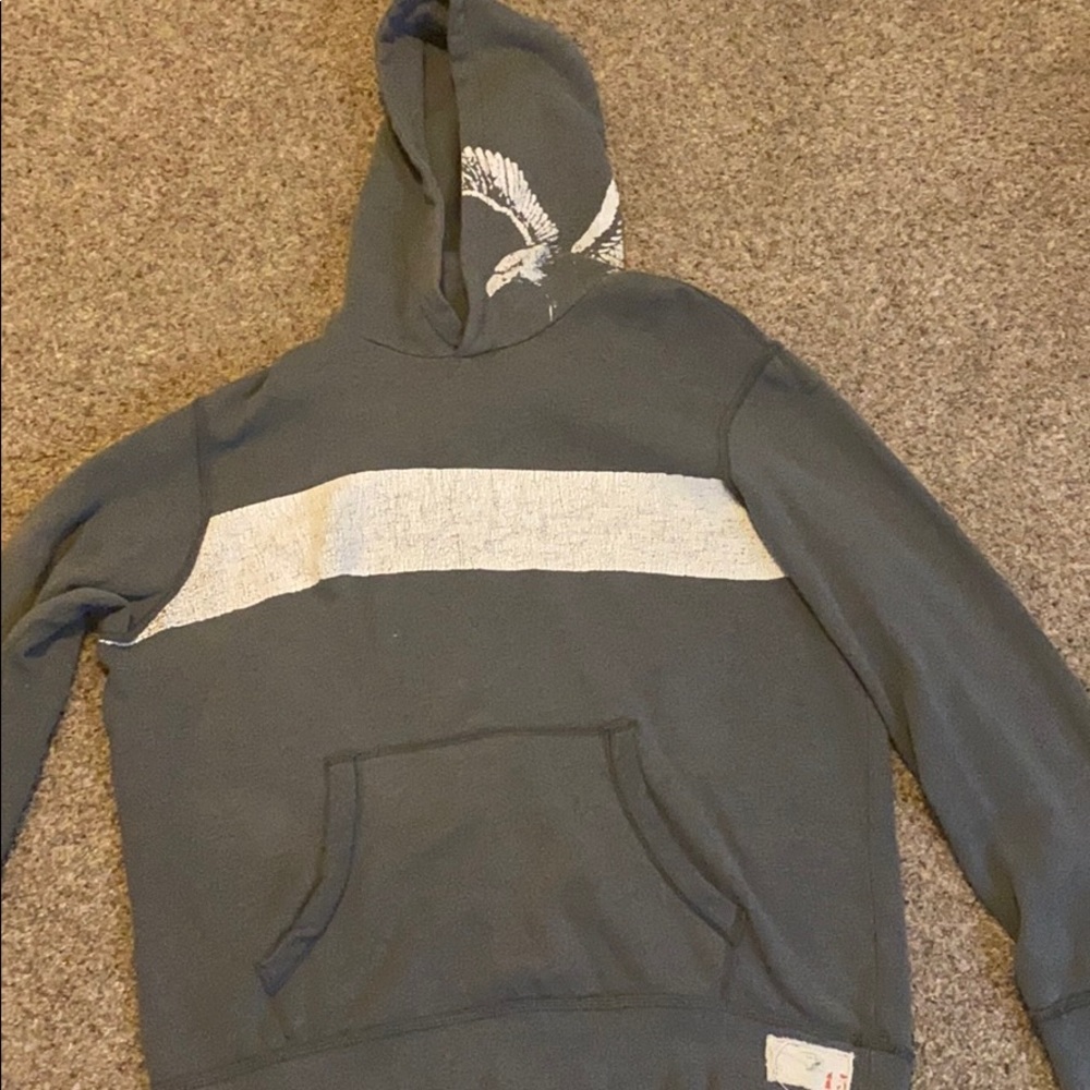 Men’s American eagle sweatshirt